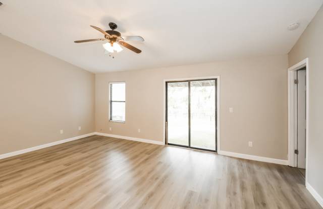 1605 Ibis Drive Gallery 2