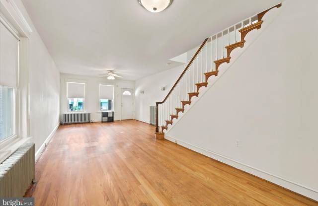 832 N UNION Street Gallery 4
