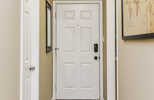 2813 LEE OAKS COURT Gallery 3