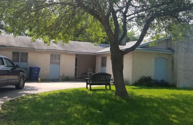 2915 Eagle Ridge photos photos