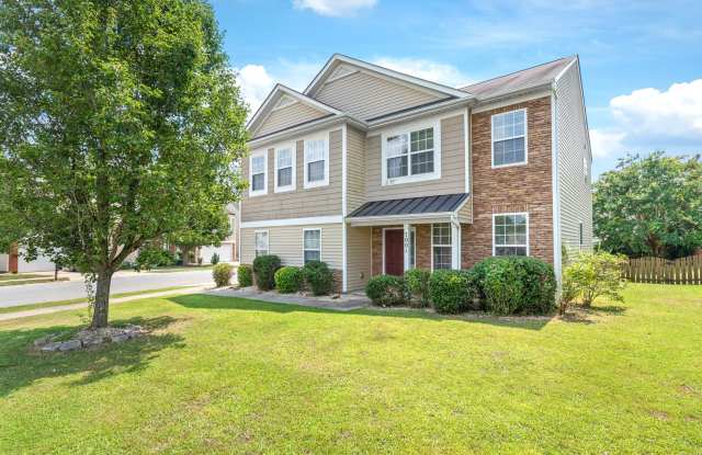 Move-in Ready (Fresh Paint, New Carpet!) photos photos