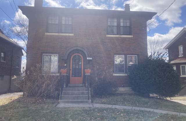 3519 Saint Martins Place - 3519 Saint Martins Place, Cheviot, OH 45211