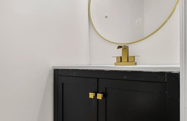 127 VILLA KNOLL Court Gallery 3
