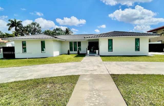2721 SW 130th Ave photos photos