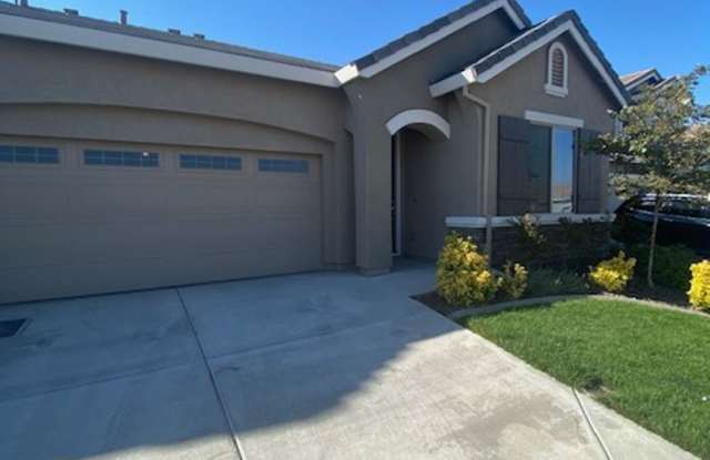 Beautiful Bright Single Story Solar Home With Whitney Ranch Pool Access Gallery 3
