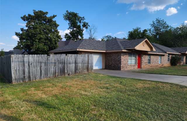 326 N Scullin Avenue Gallery 2
