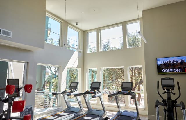 Addison Medical Center Apartments Gallery 4