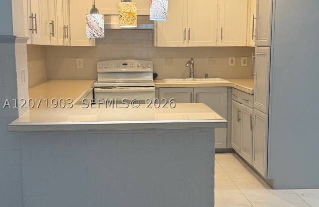 4210 NE 12th Ter photos photos 4210 NE 12th Ter photos photos