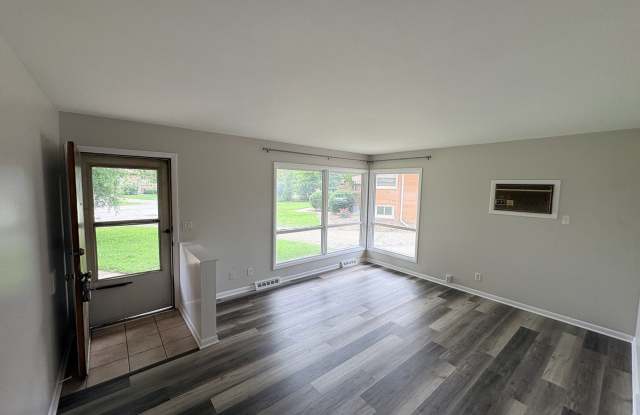 1735 Greene Court Gallery 3