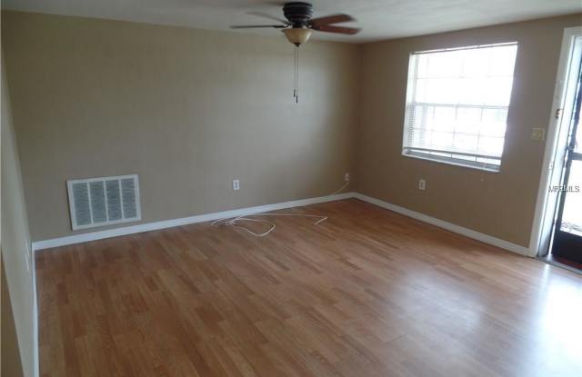 7138 ASHWOOD DRIVE Gallery 4