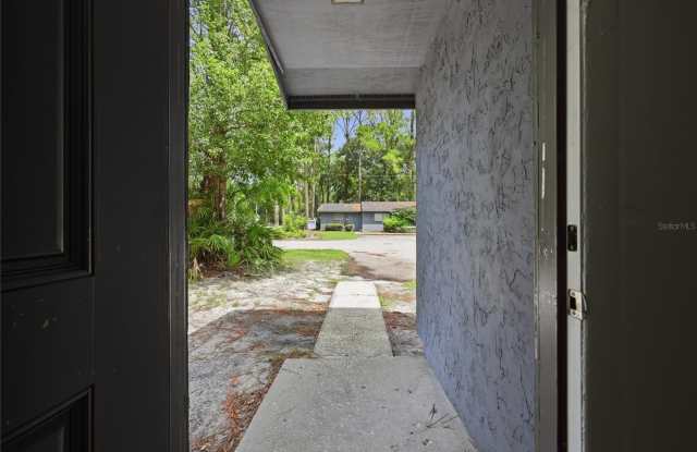 5929 NW 23 Terrace Gallery 2