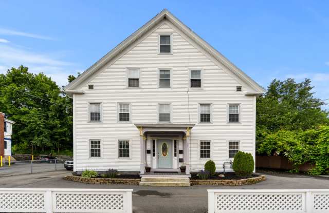 39 East Broadway photos photos