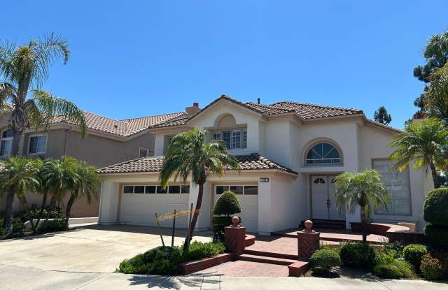 Wonderful 5 Bed, 3 Bath Home in Gated Community in East Orange Gallery 3