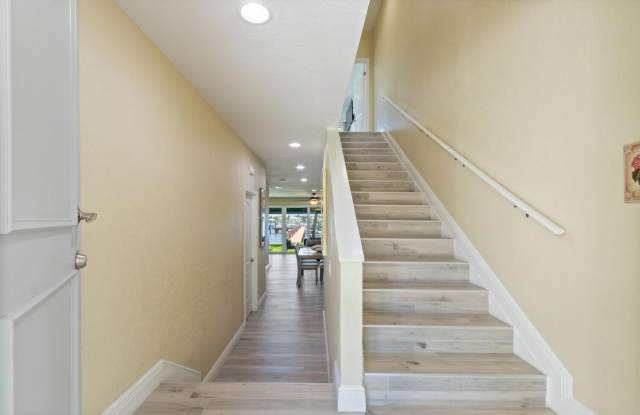 316 N Lake Drive Gallery 3