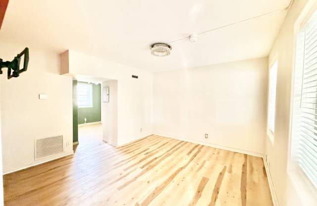 1791 Algonquin Parkway - 1 Gallery 3