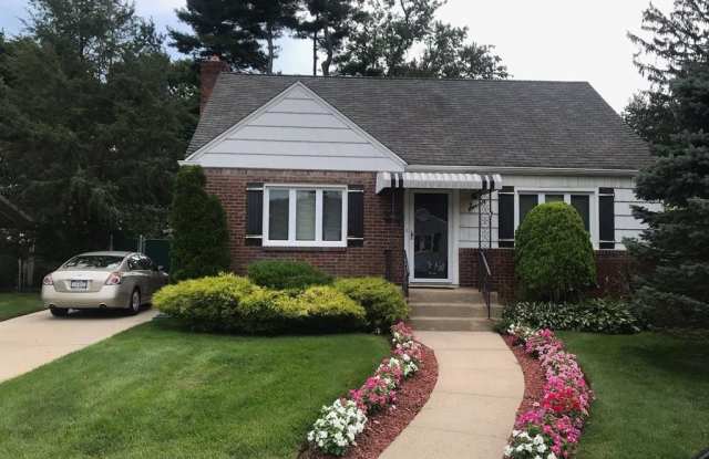 7 Clarissa Drive photos photos