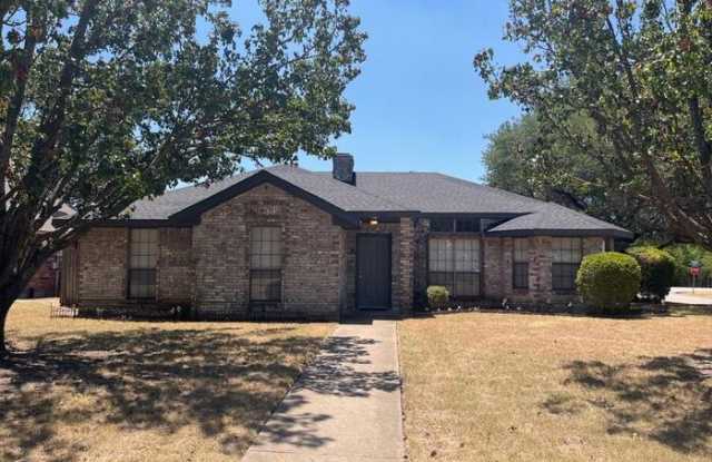 848 Andalusia Trail - 848 Andalusia Trail, DeSoto, TX 75115