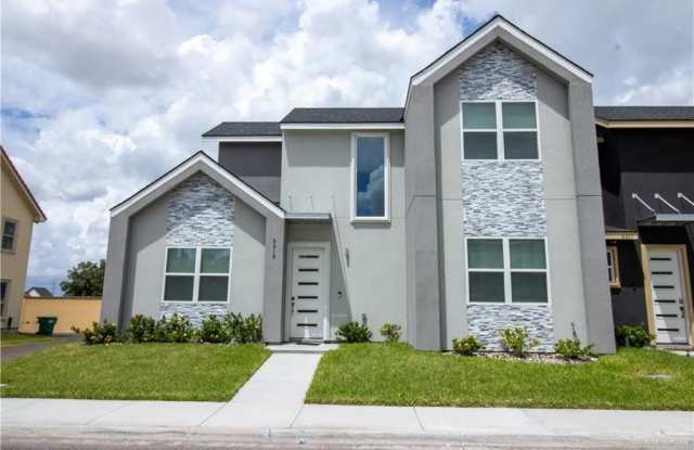 5315 N Crown Point Street photos photos