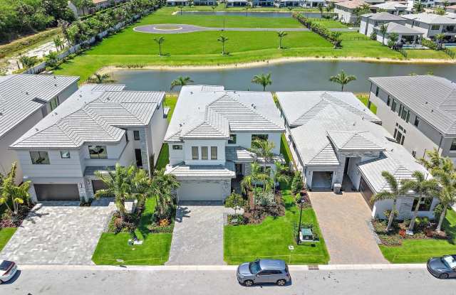20471 Southernwood Avenue Gallery 2
