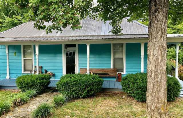 318 Maple St photos photos