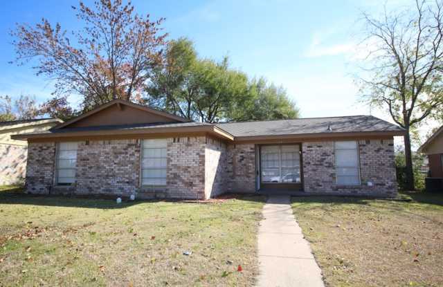 734 Waikiki Dr - 734 Waikiki Drive, Garland, TX 75043