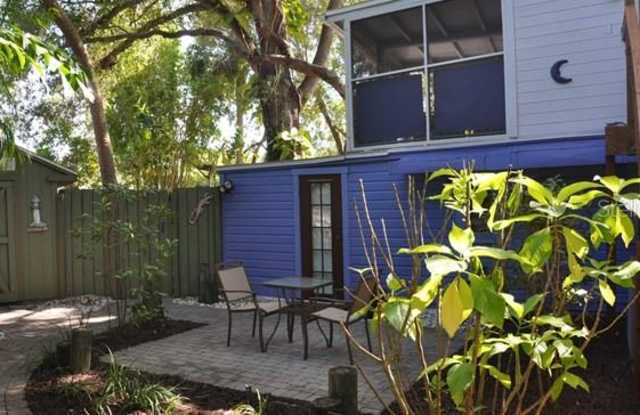 425 N OSPREY AVENUE Gallery 4