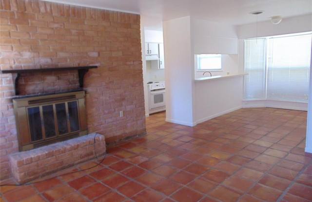 2308  Barton SKWY Gallery 2
