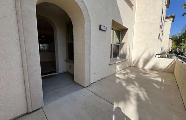 Beautiful 2 Bedroom, 2 1/2 Bathroom Porter Ranch Townhome! Ready for Move In! photos photos