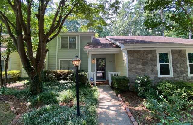 1505 Edgeside Court photos photos