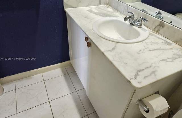 2775 NE 187TH ST photos photos