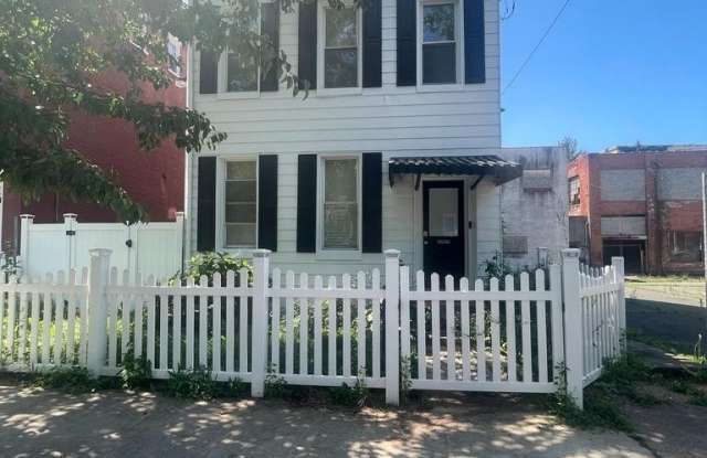 514 CHESTNUT ST photos photos