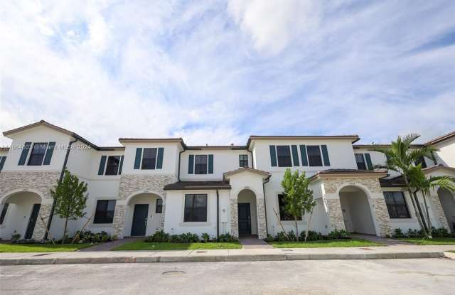 12866 SW 232nd Ter - 12866 Southwest 232nd Terrace, Princeton, FL 33032