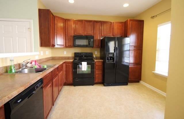 Exclusively offered by MUSE REALTY, LLC Gallery 4