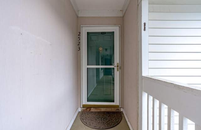 2523 Wellington Ridge Loop Gallery 2
