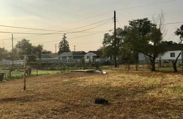 Cute 2 bed, 1 bath, 1 car garage in North Amarillo! photos photos