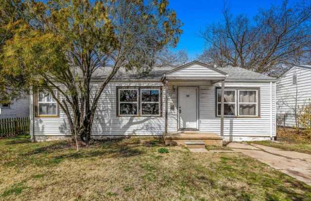 Adorable 3 bed, 1 bath! photos photos