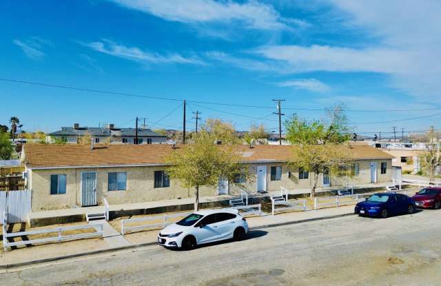 2612 Desert Street photos photos