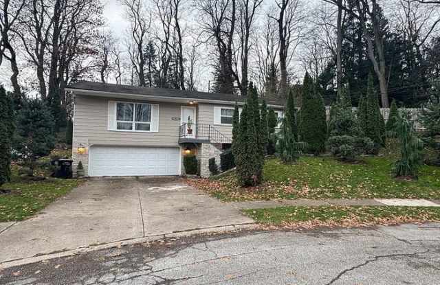 1824 Peachtree Lane photos photos