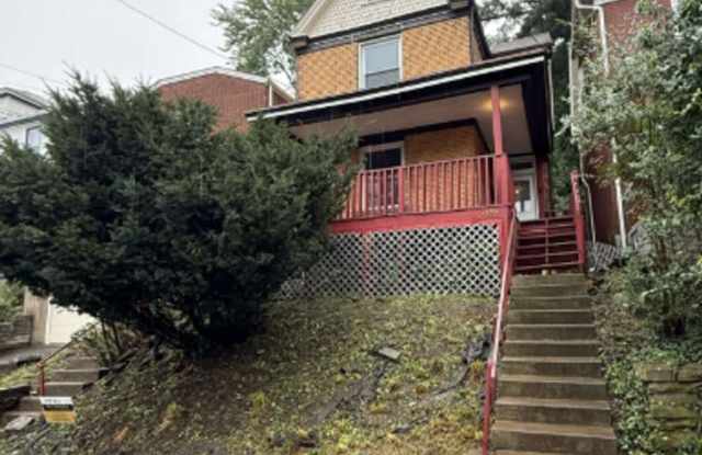 Spacious 4 Bedroom Home in Swissvale photos photos Spacious 4 Bedroom Home in Swissvale photos photos