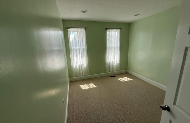 4627 GEORGIA Avenue NW - 4627 Georgia Avenue Northwest, Washington, DC 20011