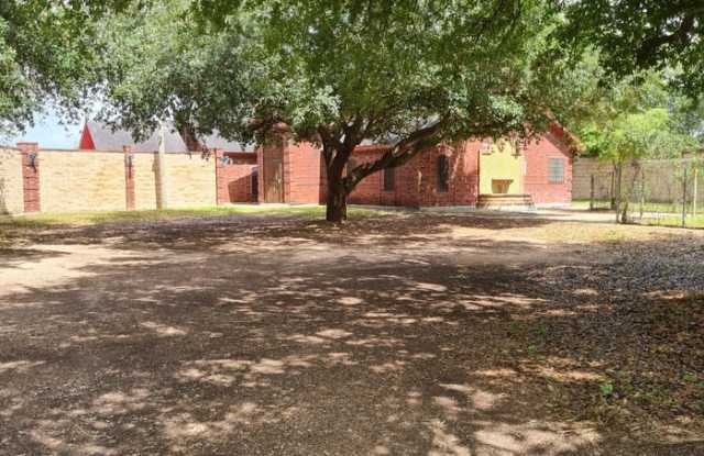 21796 Stuart Place Road photos photos