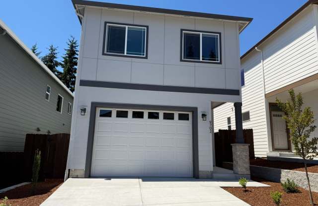 Beautiful Three Bedroom New Construction Home For Rent photos photos