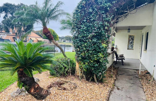 832 PALM HARBOR Court Gallery 2