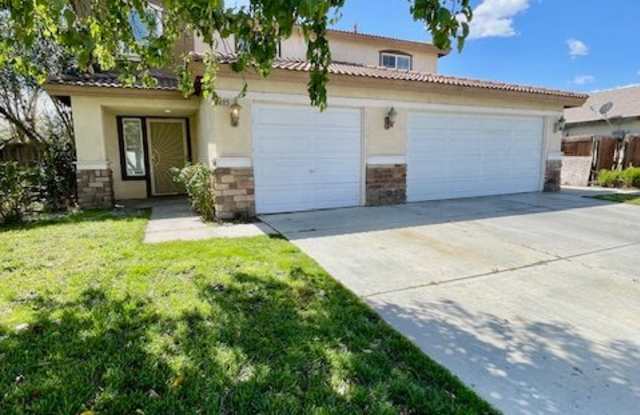 4485 Thornbush Drive Gallery 4