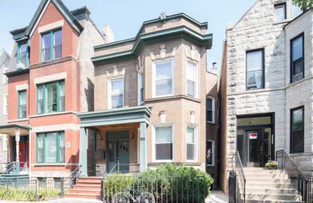 1324 Barry - 1324 W Barry Ave, Chicago, IL 60657