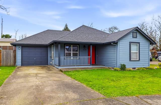 Beautiful 3 Bedroom, 2 Bath Home with Open Concept  Spacious Backyard photos photos