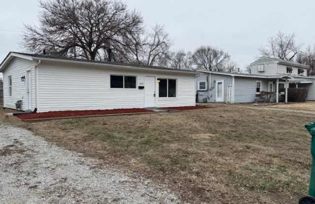 Three Bedroom, One Bath for Rent photos photos