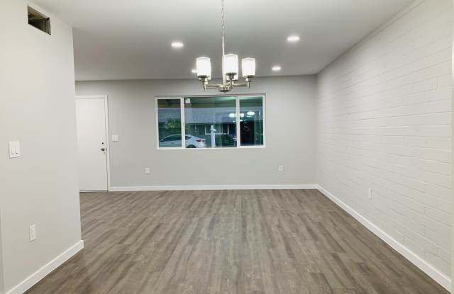 9930 W CROSBY Circle S Gallery 3