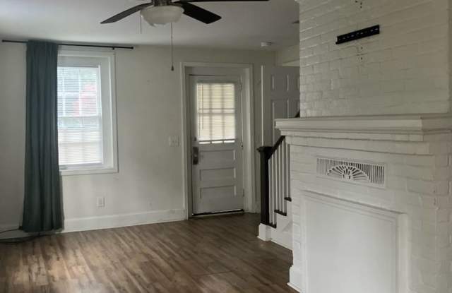 3 Bedroom, 2 Bath House in the Grid walking distance to ECU Gallery 3