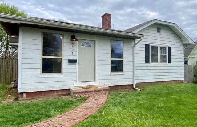 251 Beechview Drive - 251 Beechview Drive, Greenwood, IN 46142